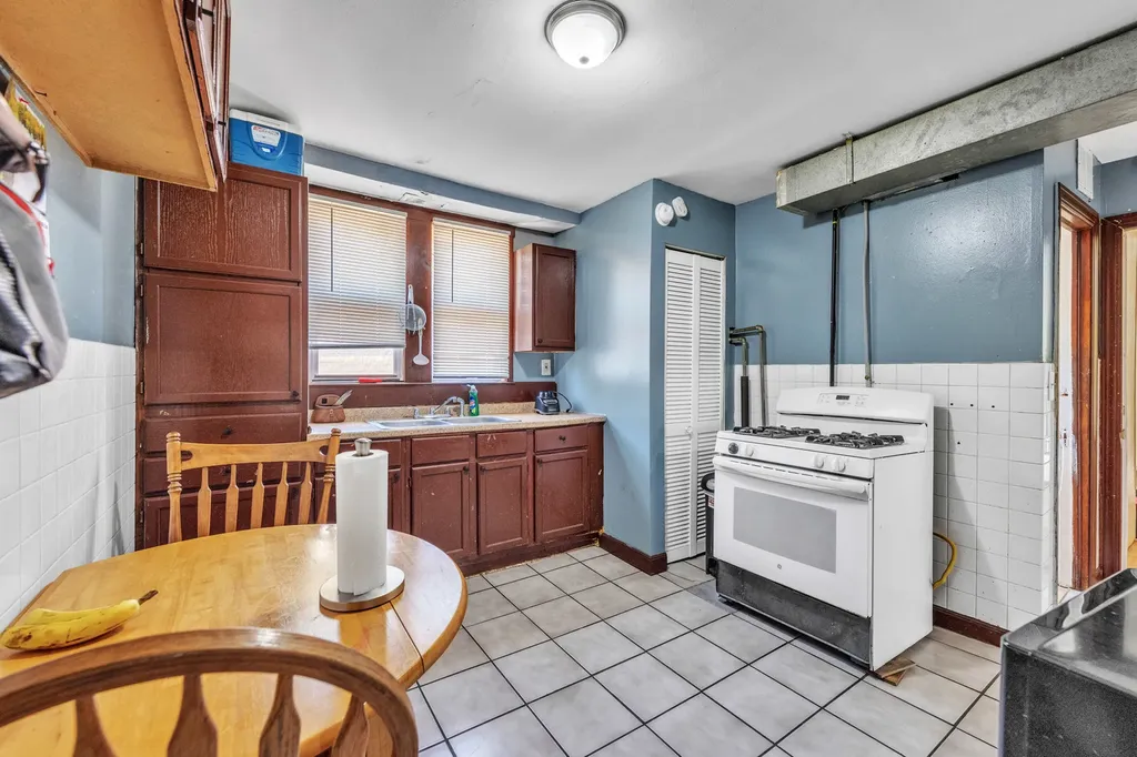 3031 South Central Park Avenue Chicago IL 60623