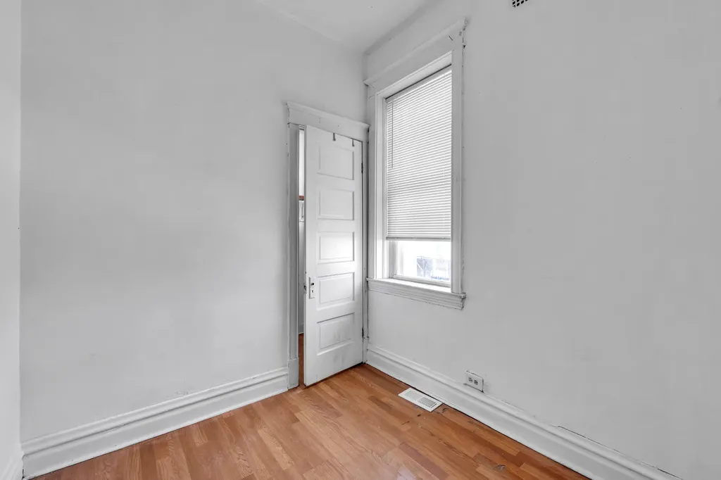 3031 South Central Park Avenue Chicago IL 60623