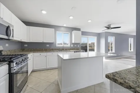 2645 Caliendo Circle Montgomery IL 60538