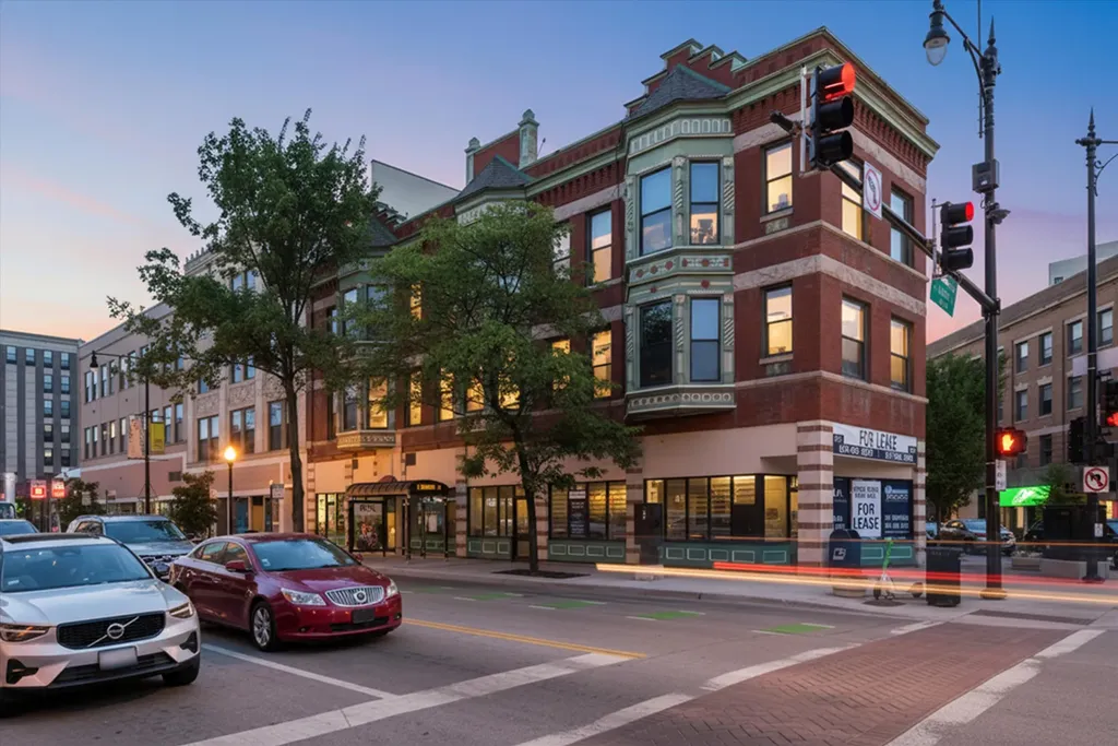 3175 North Lincoln Avenue Chicago IL 60657