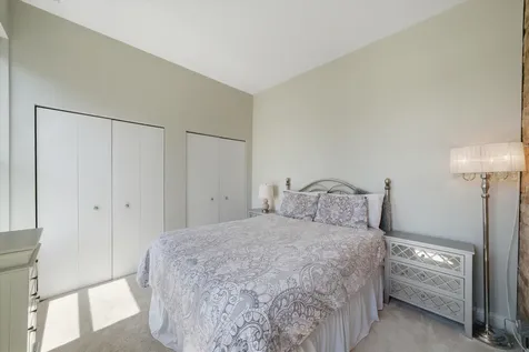 3175 North Lincoln Avenue Chicago IL 60657