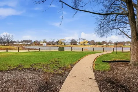 332 Klein Creek Court Carol Stream IL 60188