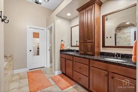 385 Andover Drive Oswego IL 60543