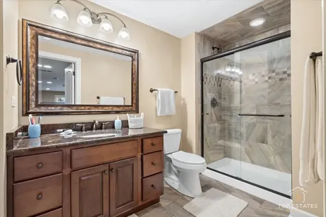 385 Andover Drive Oswego IL 60543