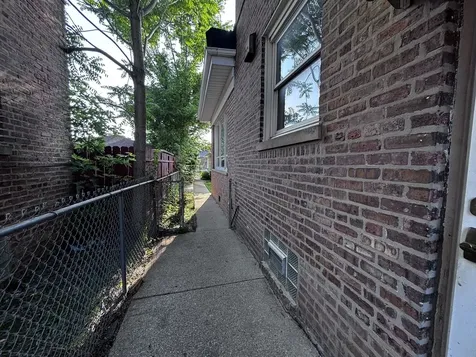814 Norfolk Avenue Westchester IL 60154