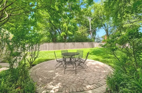 616 West Park Street Arlington Heights IL 60005