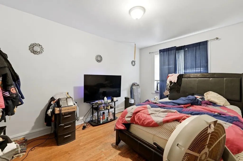 8152 South Laflin Street Chicago IL 60620