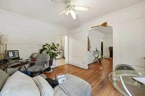 8152 South Laflin Street Chicago IL 60620