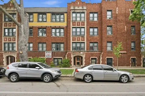 8152 South Laflin Street Chicago IL 60620