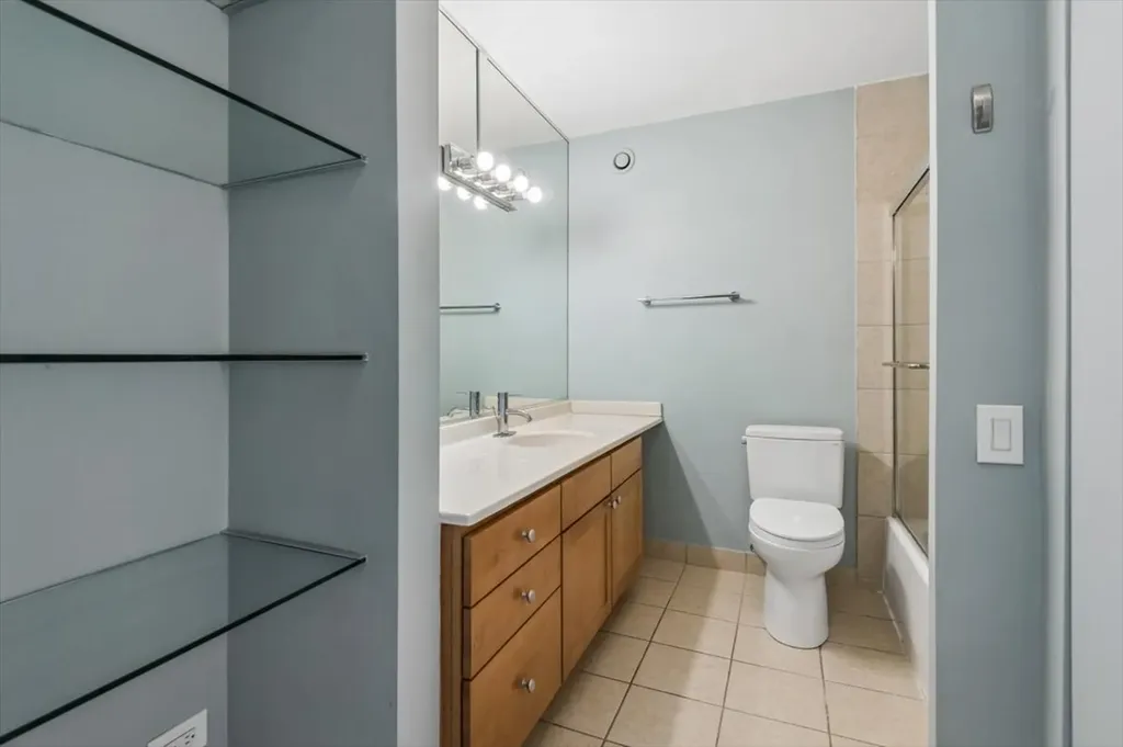 30 East Huron Street Chicago IL 60611