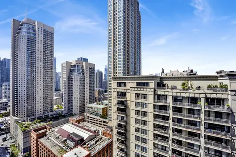 10 East Ontario Street Chicago IL 60611