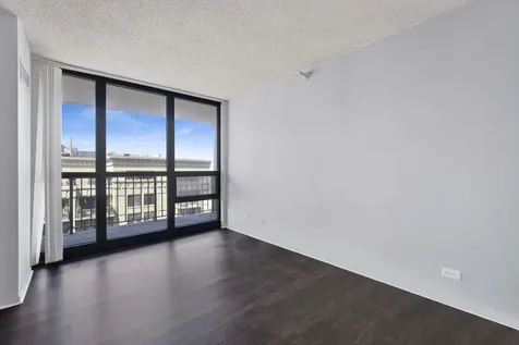 10 East Ontario Street Chicago IL 60611