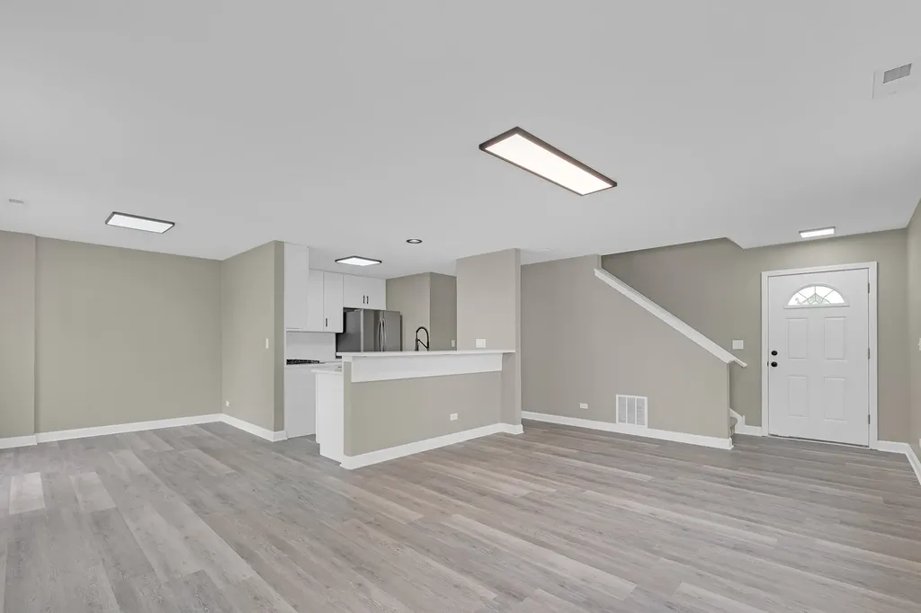 291 Wedgewood Circle Lake In The Hills IL 60156