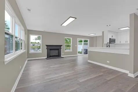 291 Wedgewood Circle Lake In The Hills IL 60156