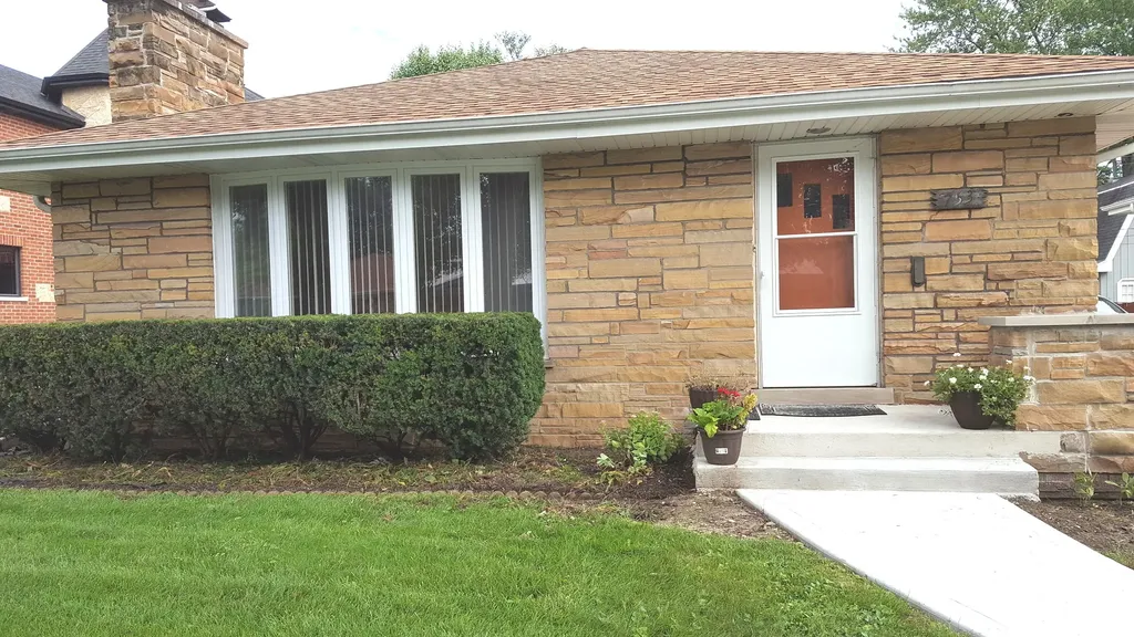 753 South Hawthorne Avenue Elmhurst IL 60126