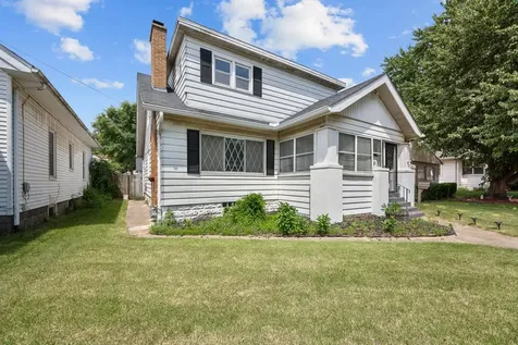 2922 9TH Street Rock Island IL 61201