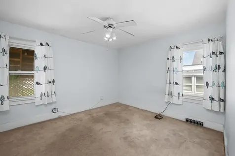 2922 9TH Street Rock Island IL 61201