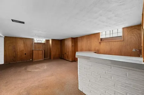 2922 9TH Street Rock Island IL 61201