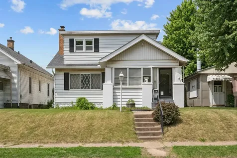2922 9TH Street Rock Island IL 61201
