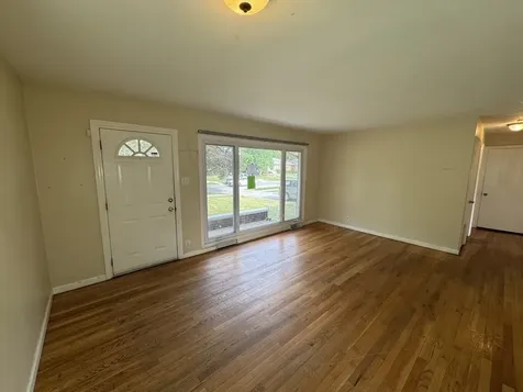 386 Clyde Avenue Calumet City IL 60409
