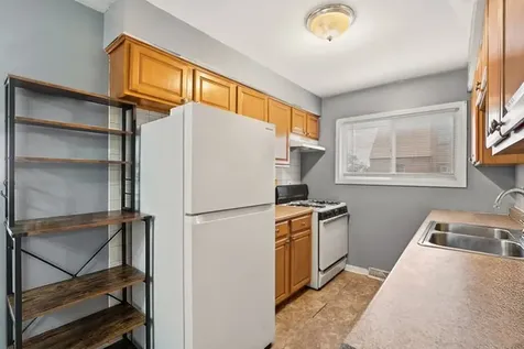 1424 West 115th Street Chicago IL 60643