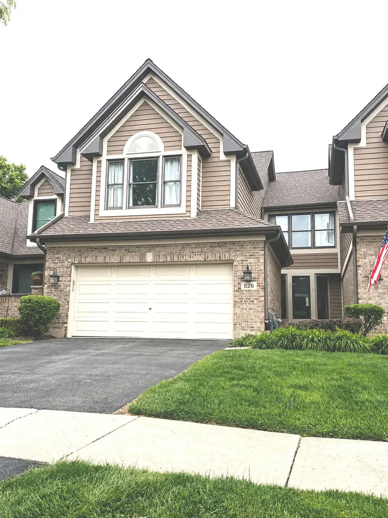 526 Rosebud Dr South Drive Lombard IL 60148