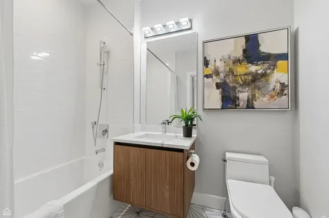 2342 West Adams Street Chicago IL 60612