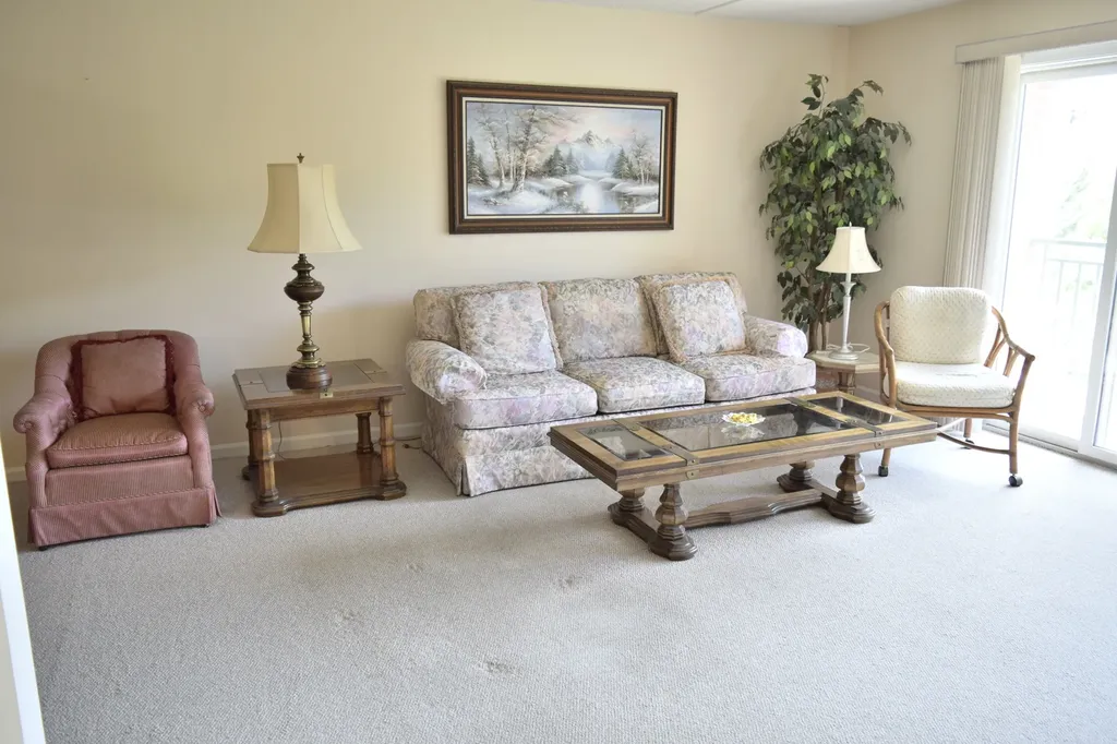 3940 West Bryn Mawr Avenue Chicago IL 60659
