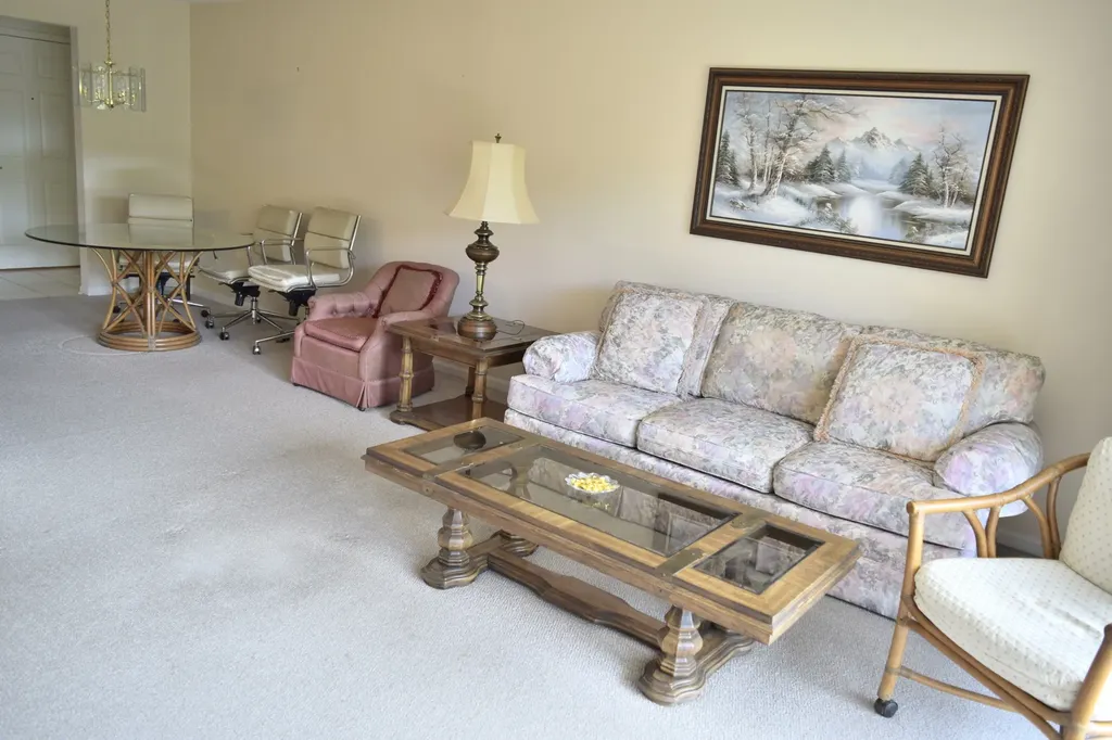 3940 West Bryn Mawr Avenue Chicago IL 60659