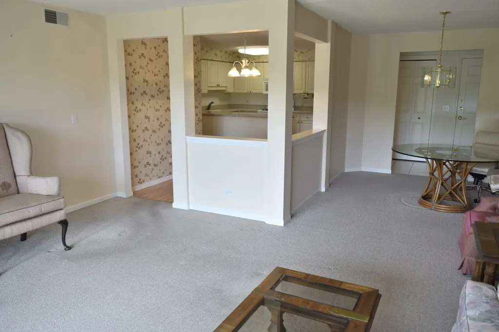 3940 West Bryn Mawr Avenue Chicago IL 60659