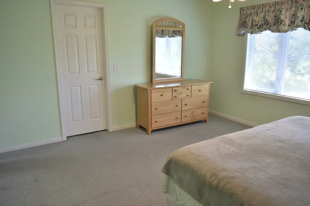 3940 West Bryn Mawr Avenue Chicago IL 60659