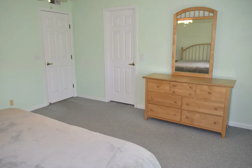 3940 West Bryn Mawr Avenue Chicago IL 60659