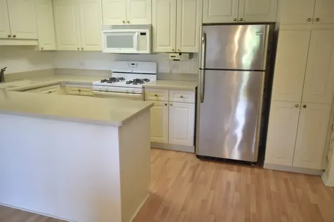 3940 West Bryn Mawr Avenue Chicago IL 60659