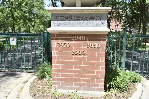 3940 West Bryn Mawr Avenue Chicago IL 60659