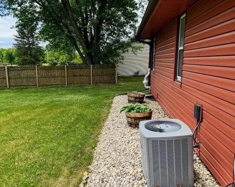 14521 Leo Lane South Beloit IL 61080