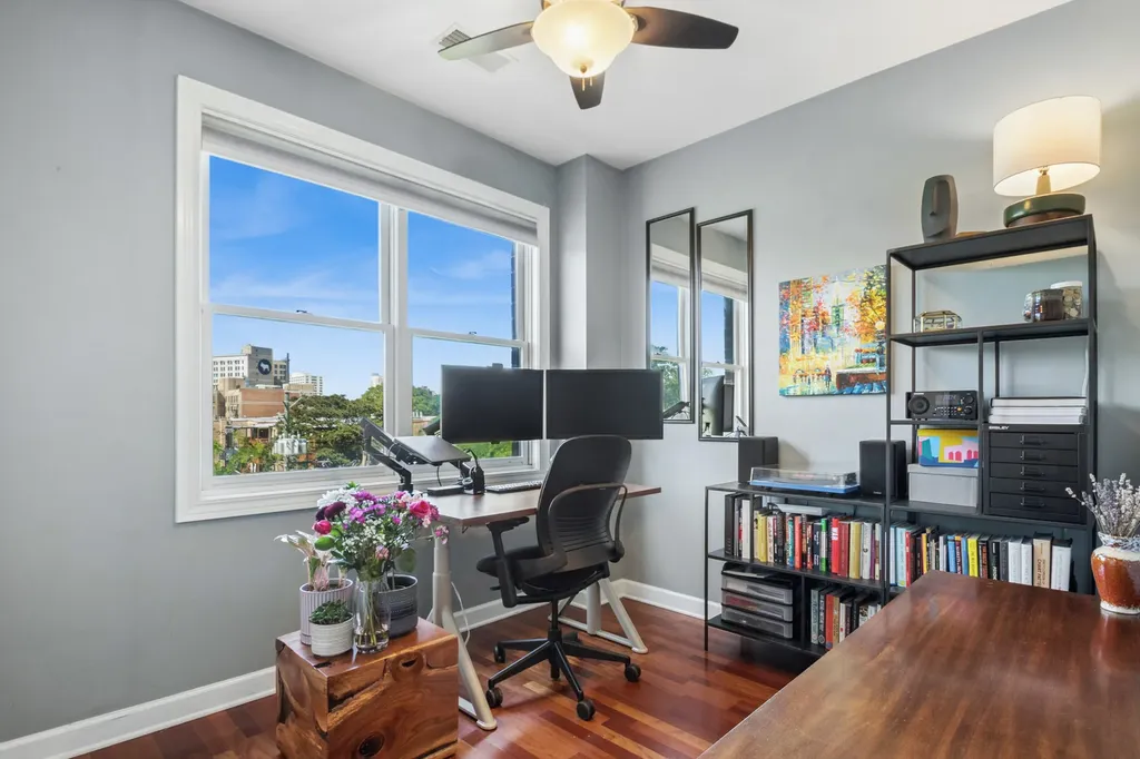 4553 North Magnolia Avenue Chicago IL 60640