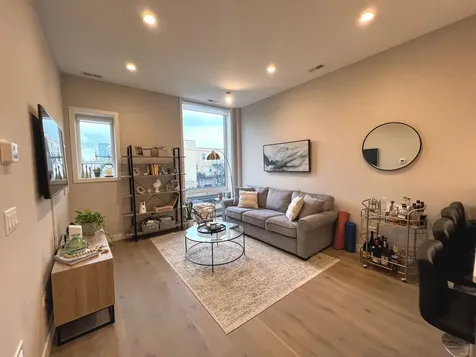 3757 North Sheffield Avenue Chicago IL 60613