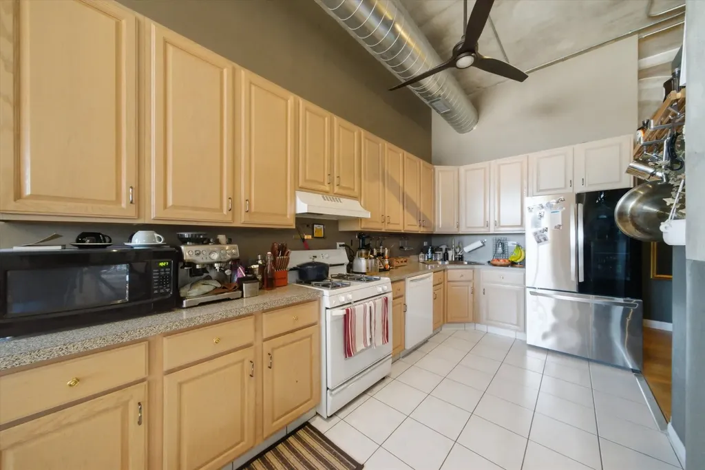 2675 West Grand Avenue Chicago IL 60612
