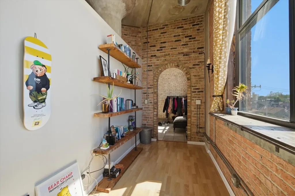 2675 West Grand Avenue Chicago IL 60612