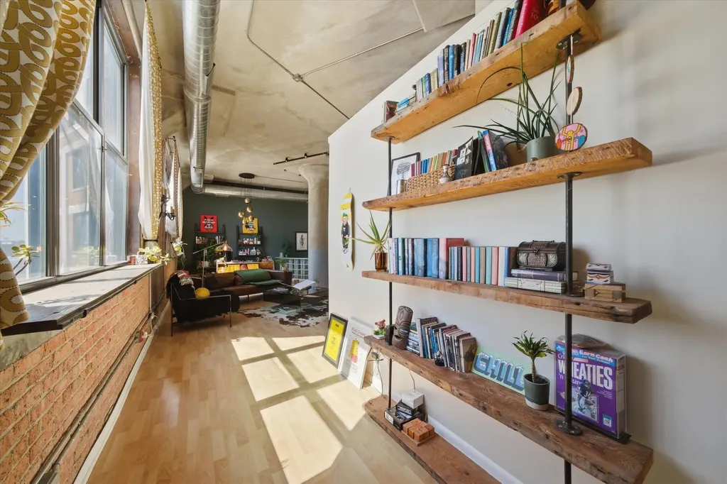 2675 West Grand Avenue Chicago IL 60612