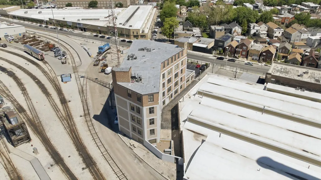 2675 West Grand Avenue Chicago IL 60612