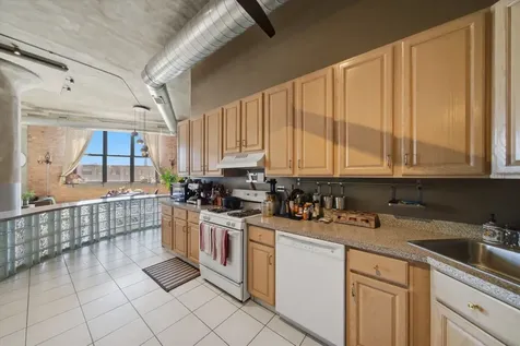 2675 West Grand Avenue Chicago IL 60612