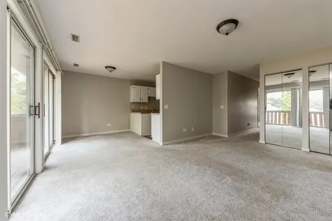 302 Newport Lane Bartlett IL 60103