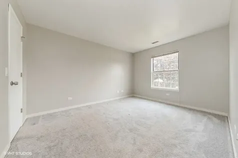 302 Newport Lane Bartlett IL 60103