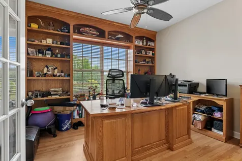 1790 Queensport Drive Crystal Lake IL 60014