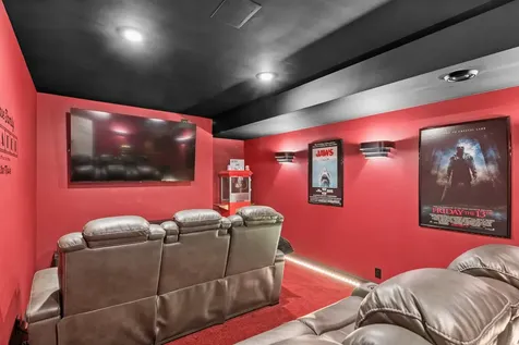 1790 Queensport Drive Crystal Lake IL 60014
