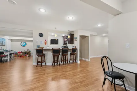 1790 Queensport Drive Crystal Lake IL 60014