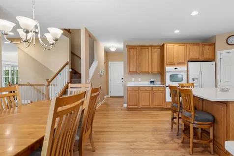 1790 Queensport Drive Crystal Lake IL 60014