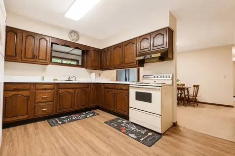 5091 West Murray Drive Dixon IL 61021