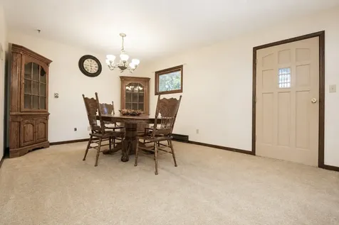 5091 West Murray Drive Dixon IL 61021